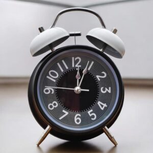 Alarm clock Black & white B30