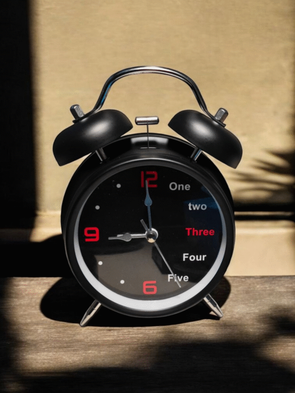 Twin bell alarm clock Black