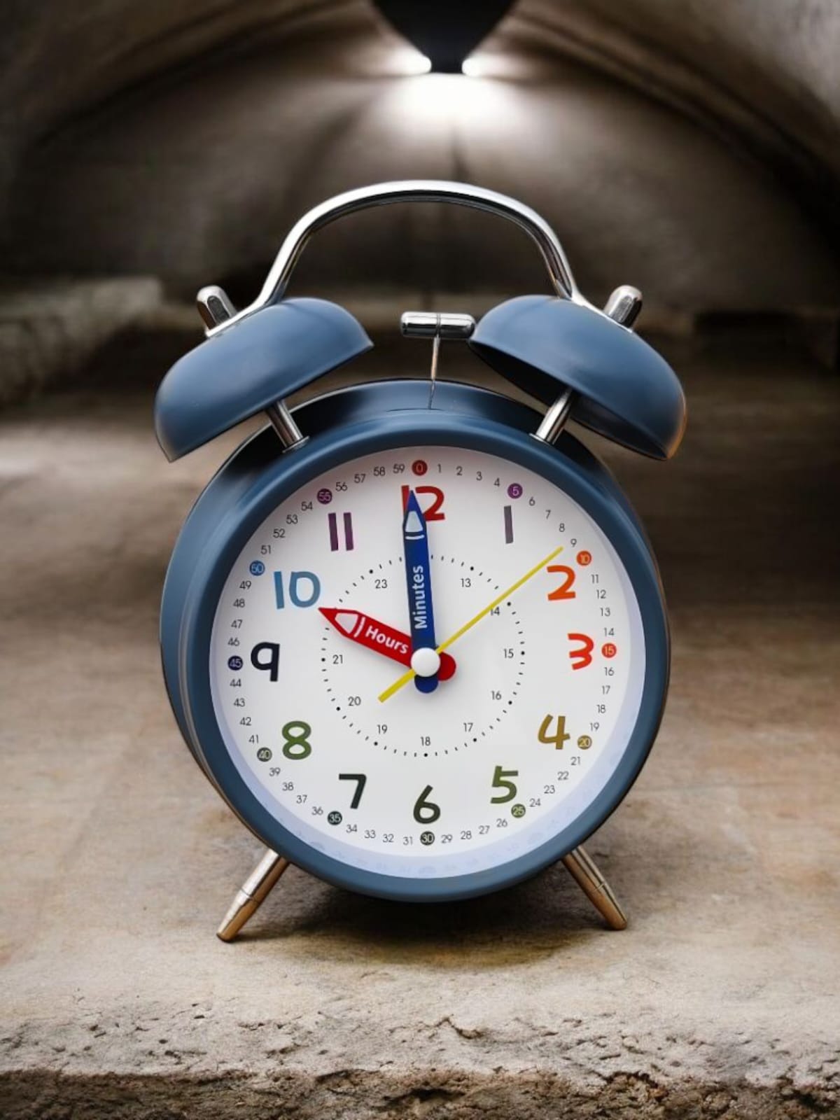 Classic design twin bell alarm clock -Nevy Blue - Image 3